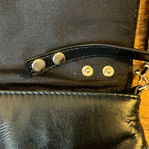 Gianni Bernini convertible wristlet shoulder bag black smooth leather - Picture 6 of 13